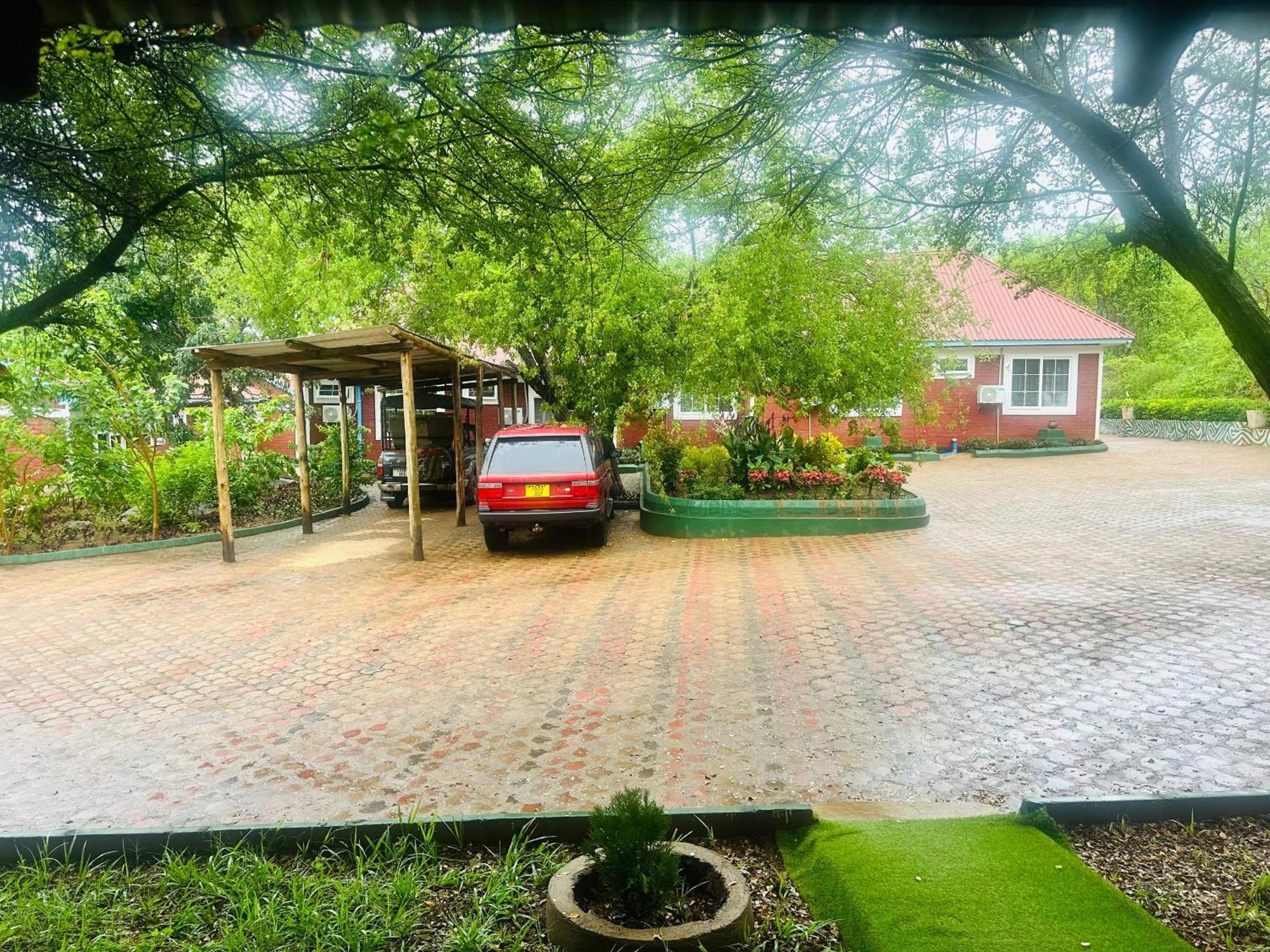 Mkomazi Hotels And Camps Hegoma Exterior photo